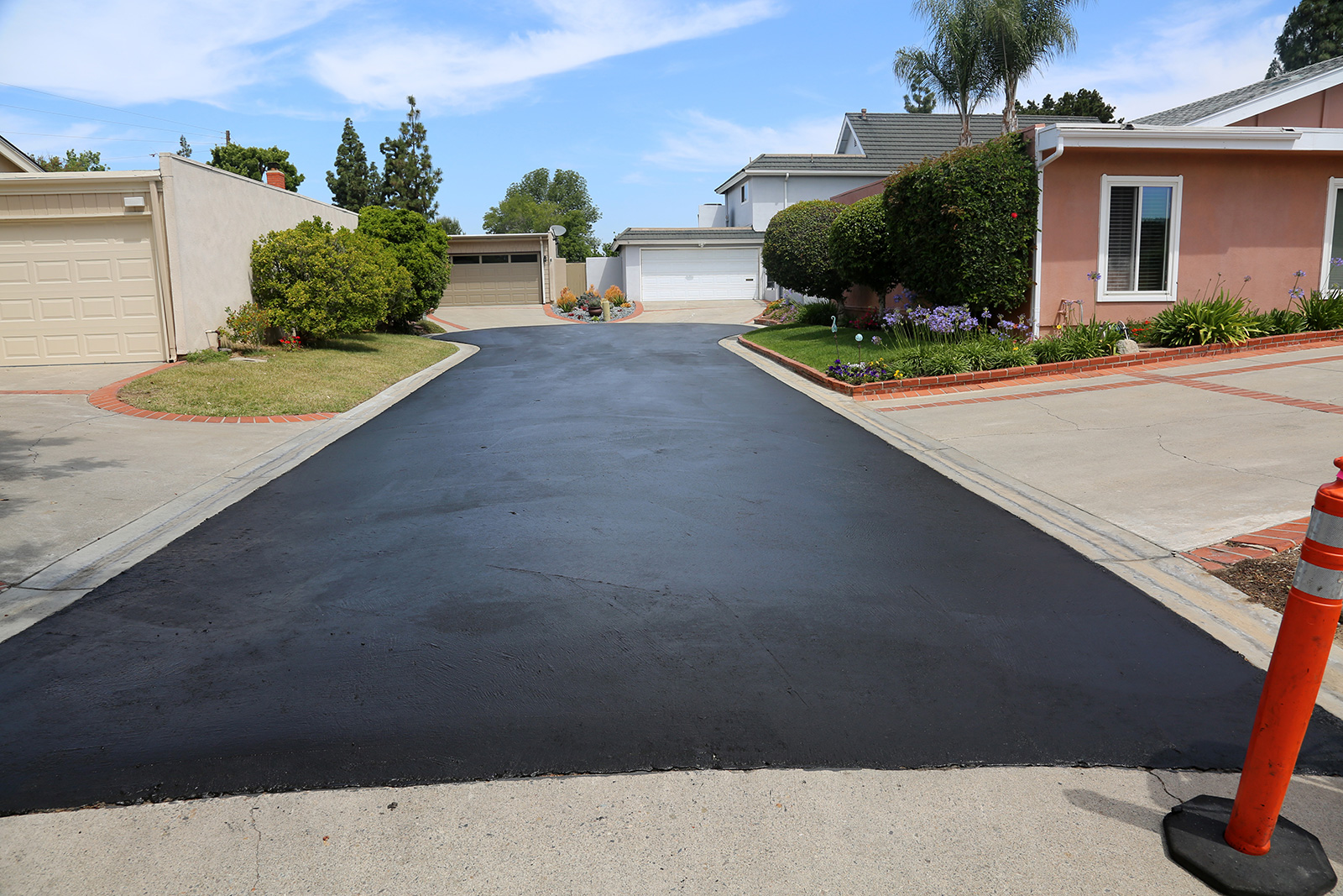 Free Asphalt Paving Estimates <br> (833) 467-2409